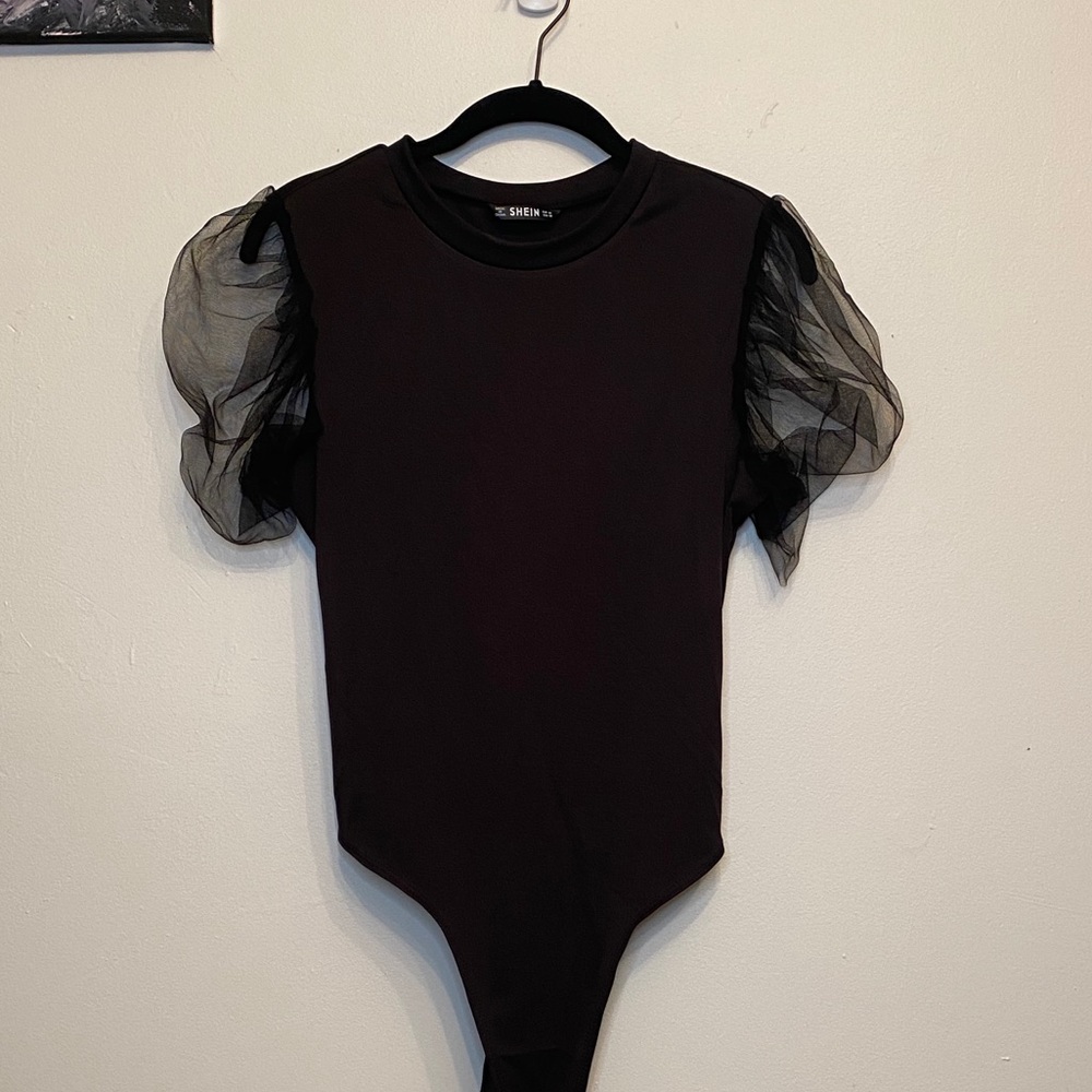 Black puff sleeve bodysuit